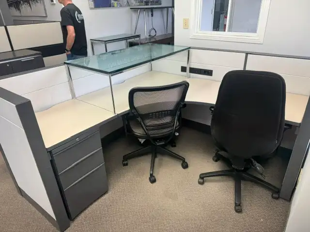 Cubicles/ Teknion Leverage 6x6x51' high workstation $599.99 each