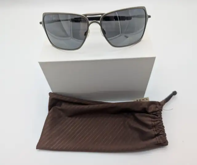 (B7552) Oakley Inmate Pewter Polarized Sunglasses 60mm Titani...