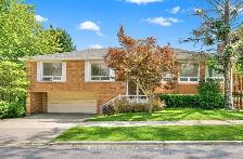 North York Detached Home - 3 1 Beds, 2 Kitchens，Sep Entrance Bsm