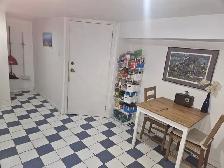 High Park One bedroom - Photo 2