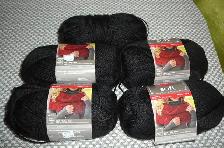 ( 5 ) BALLES de LAINE ' RED HEART '  SOFT -  NOIR