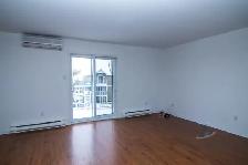 Appartement à louer - 17 rue Satellite #3 - Photo 3