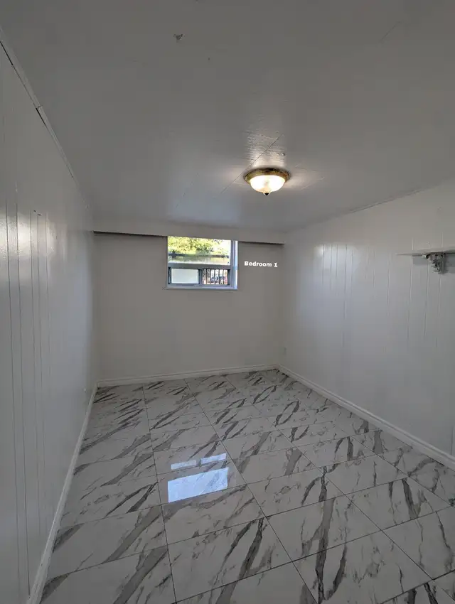 2-Bedroom Walkout Basement Apartment, All-Inclusive & Private