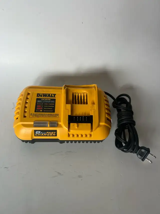 Dewalt 8ah charger (33224284)