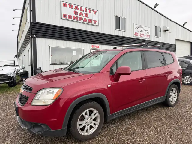 2012 Chevrolet Orlando 7 passenger - FWD - Low km's