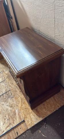 One End Table - Photo 2
