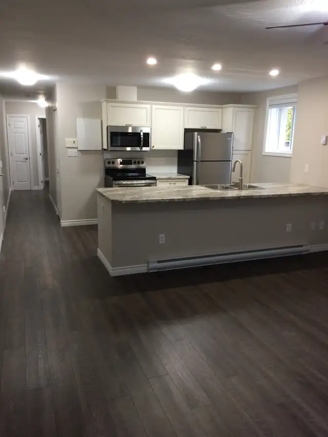 Quiet East End 2 Bed unit