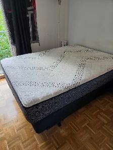 matelas queen