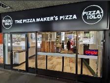 pizza maker