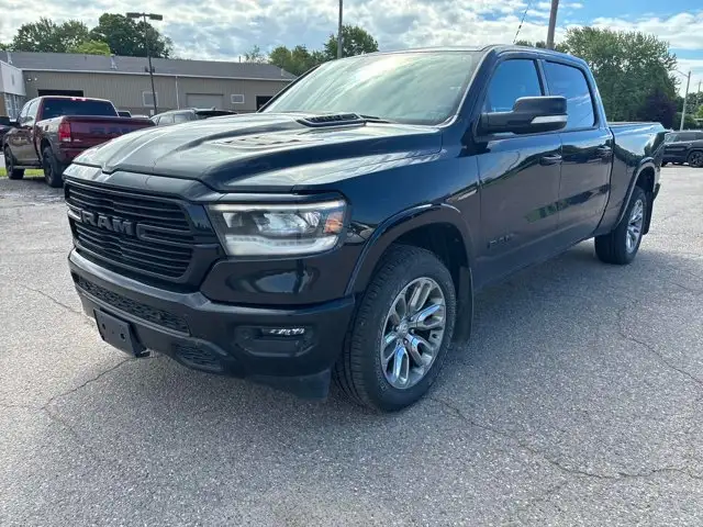 2022 Ram 1500 Laramie Crew 4x4 | 5.7L Hemi | Night Edition | 12
