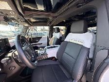 2024 GMC HUMMER EV SUV 2X - Photo 13
