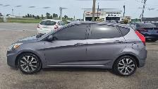 2015 Hyundai Accent SE - Photo 2