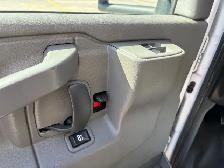 2016 GMC SAVANA 3500 CUBE VAN 3500 - Photo 9