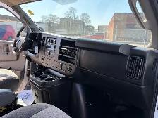 2016 GMC SAVANA 3500 CUBE VAN 3500 - Photo 11