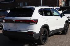 2026 Volkswagen Taos Comfortline Black Edition 4MOTION - Photo 6