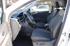 2026 Volkswagen Taos Comfortline Black Edition 4MOTION - Photo 9