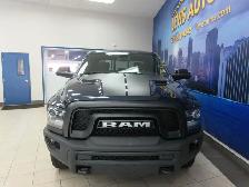 RAM 1500 CLASSIC 2023 WARLOCK CREW-CAB BOITE 5'7' HEMI 4X4 5.7L - Photo 4