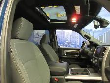 RAM 1500 CLASSIC 2023 WARLOCK CREW-CAB BOITE 5'7' HEMI 4X4 5.7L - Photo 14