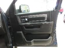 RAM 1500 CLASSIC 2023 WARLOCK CREW-CAB BOITE 5'7' HEMI 4X4 5.7L - Photo 15