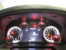 RAM 1500 CLASSIC 2023 WARLOCK CREW-CAB BOITE 5'7' HEMI 4X4 5.7L - Photo 21