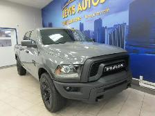 RAM 1500 CLASSIC 2022 WARLOCK CREW-CAB BOITE 5'7' HEMI 4X4 5.7L - Photo 3