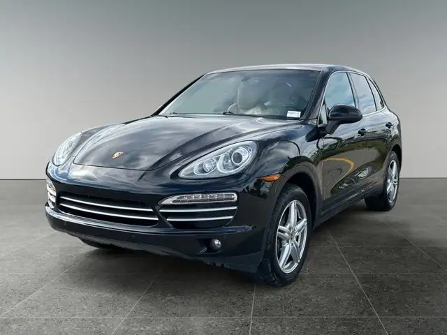 2014 Porsche Cayenne Platinum Edition / AWD