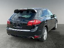 2014 Porsche Cayenne Platinum Edition / AWD - Photo 7