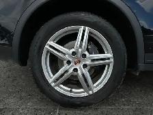 2014 Porsche Cayenne Platinum Edition / AWD - Photo 11