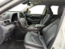 2024 Toyota Highlander Platinum - Photo 13