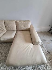 FREE DELIVERY Beautiful Cream Leather Sectional / L Shape Sofa - Photo 9