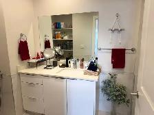 Private Room with Ensuite Bathroom for Rent in Bedford - Photo 4