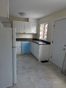 Renovated 3-Level 2BR Townhouse - 31 Gaston Rd - Dec 1 - $1,695! - Photo 5