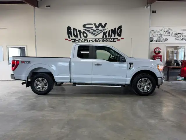 2022 Ford F 150 XLT-XTR / 4x4 / Supercab / Nav / Cam / Carplay