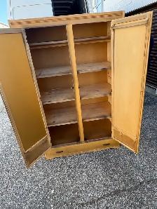 Free delivery used antique Wardrobe with Mirrored Doors - Photo 6