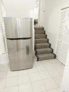 2 Bedrooms walkout basement for rent in Brampton - Photo 2