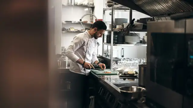 Cuisinier(ère) recherché(e) | Résidence privée à Laval-des-Rapid