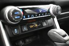 2022 Toyota RAV4 Hybrid XLE AWD | FUEL SAVER | APPLE CARPLAY & A - Photo 16