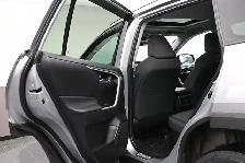 2022 Toyota RAV4 Hybrid XLE AWD | FUEL SAVER | APPLE CARPLAY & A - Photo 22