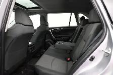 2022 Toyota RAV4 Hybrid XLE AWD | FUEL SAVER | APPLE CARPLAY & A - Photo 24