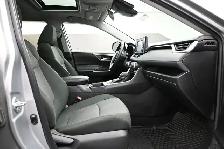 2022 Toyota RAV4 Hybrid XLE AWD | FUEL SAVER | APPLE CARPLAY & A - Photo 34