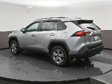2022 Toyota RAV4 Hybrid XLE AWD | FUEL SAVER | APPLE CARPLAY & A - Photo 36