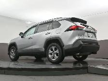 2022 Toyota RAV4 Hybrid XLE AWD | FUEL SAVER | APPLE CARPLAY & A - Photo 46
