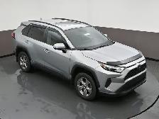 2022 Toyota RAV4 Hybrid XLE AWD | FUEL SAVER | APPLE CARPLAY & A - Photo 48