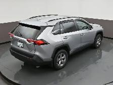 2022 Toyota RAV4 Hybrid XLE AWD | FUEL SAVER | APPLE CARPLAY & A - Photo 54