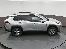 2022 Toyota RAV4 Hybrid XLE AWD | FUEL SAVER | APPLE CARPLAY & A - Photo 55