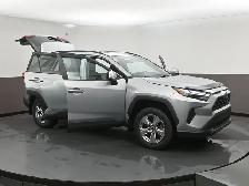 2022 Toyota RAV4 Hybrid XLE AWD | FUEL SAVER | APPLE CARPLAY & A - Photo 57