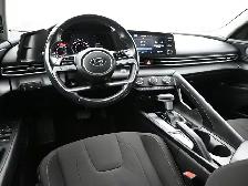 2022 Hyundai Elantra Preferred ANDROID/APPLE, FACTORY REMOTE STA - Photo 17