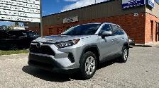 2021 Toyota RAV4 LE -NO ACCIDENT-LOW MILEAGE-BLIND SPOT MONITOR-