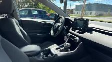 2021 Toyota RAV4 LE -NO ACCIDENT-LOW MILEAGE-BLIND SPOT MONITOR- - Photo 24