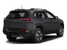 2017 Jeep Cherokee Trailhawk 4WD 4dr Trailhawk - Photo 2